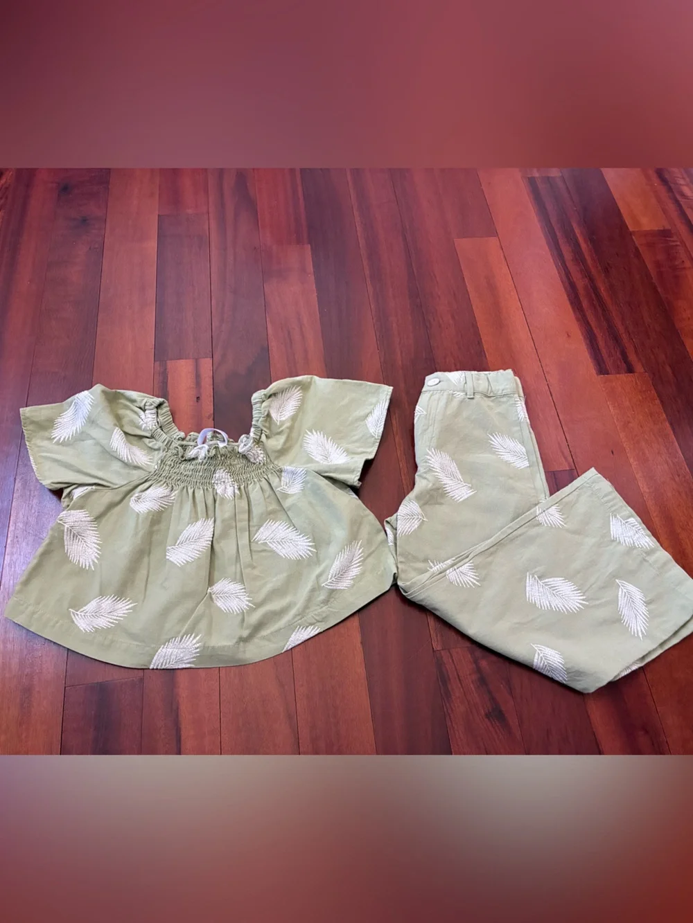 Zara Girls Green & White Leaf Print Matching Set - Top & Pants size 7/8